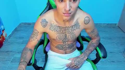 BiG Zafiro online show from 02/20/26, 10:27