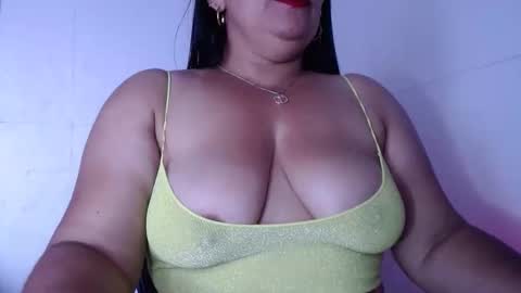 Snapshot of zahi_willx chatting on 05/19/26, 03:07 Zahi ... wants to play with everyone...yessss online show from 05/19/26, 03:07