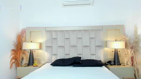 zahir_ashar online show from 04/18/26, 02:21