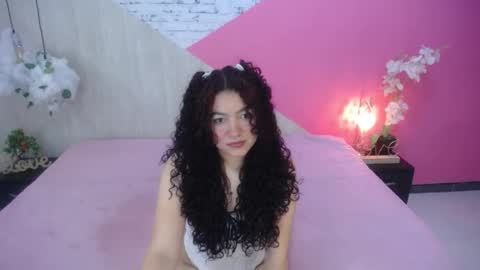Zahira  online show from 11/12/25, 05:46
