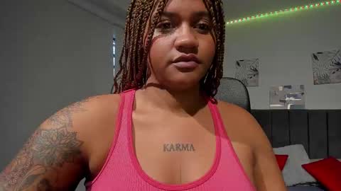 zahra_rose online show from 03/10/25, 11:42