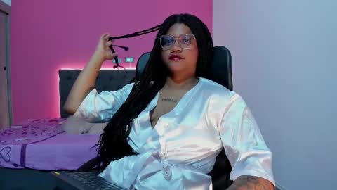zahra_rose online show from 11/22/25, 08:52