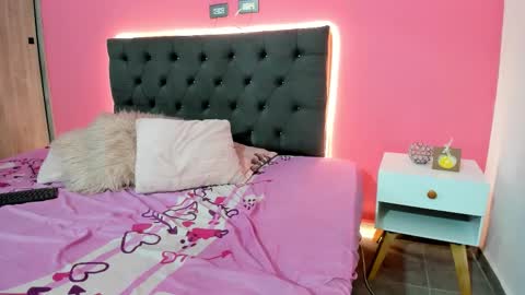 zahra_rose online show from 11/28/25, 02:20