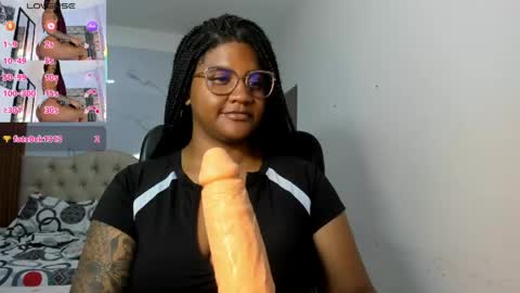 Snapshot of zahra_rose chatting on 05/22/26, 08:36 zahra_rose online show from 05/22/26, 08:36