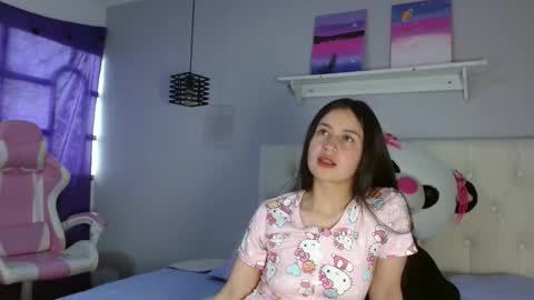Snapshot of zaida_1 chatting on 10/17/25, 02:19 Zaida online show from 10/17/25, 02:19