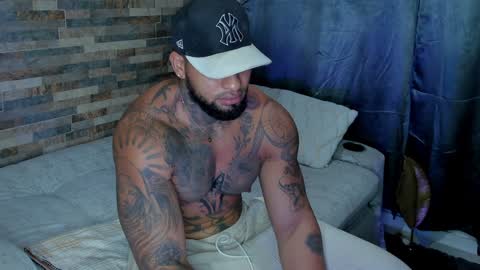 INSTAGRAM yormanfit7 online show from 01/07/25, 03:46