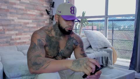 INSTAGRAM yormanfit7 online show from 01/13/25, 11:30