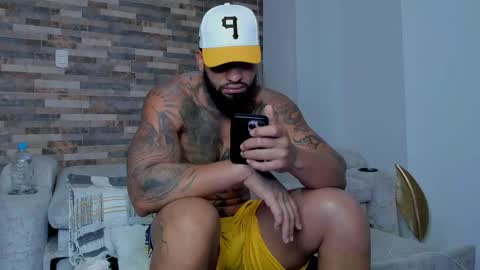 INSTAGRAM yormanfit7 online show from 03/11/25, 11:44