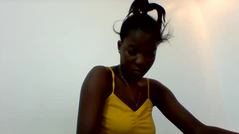 zainxxxx online show from 02/17/26, 08:00