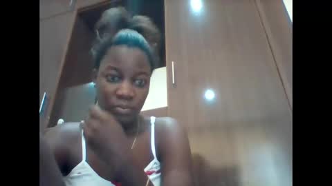 zainxxxx online show from 04/20/26, 07:00