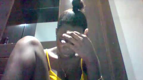 Snapshot of zainxxxx chatting on 05/06/26, 10:37 zainxxxx online show from 05/06/26, 10:37