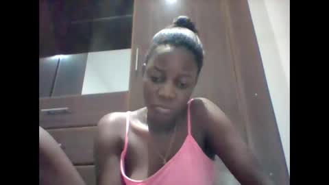 Snapshot of zainxxxx chatting on 05/11/26, 03:34 zainxxxx online show from 05/11/26, 03:34
