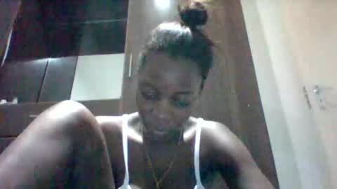 Snapshot of zainxxxx chatting on 05/15/26, 10:28 zainxxxx online show from 05/15/26, 10:28