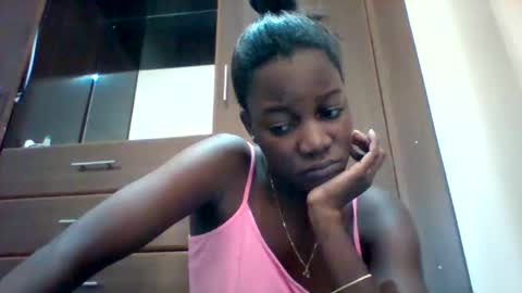 Snapshot of zainxxxx chatting on 05/17/26, 10:44 zainxxxx online show from 05/17/26, 10:44