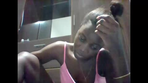 Snapshot of zainxxxx chatting on 05/18/26, 04:13 zainxxxx online show from 05/18/26, 04:13