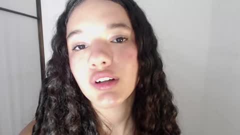 Zaira Pussy extreme online show from 10/15/25, 04:29