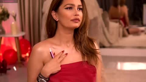 Zaira online show from 04/14/26, 04:18