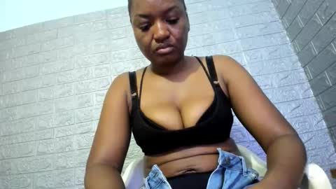 Zamara   online show from 11/17/25, 11:21