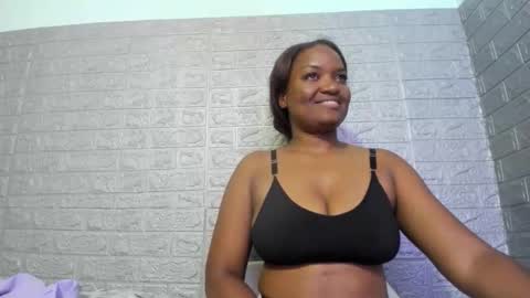 Zamara   online show from 04/18/26, 02:37