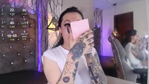   online show from 11/21/25, 06:17