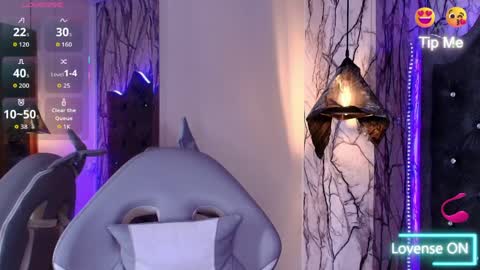   online show from 04/08/26, 06:08