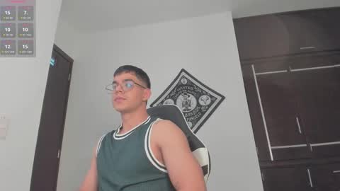 Snapshot of zamir_scott chatting on 10/11/25, 08:40 zamir online show from 10/11/25, 08:40