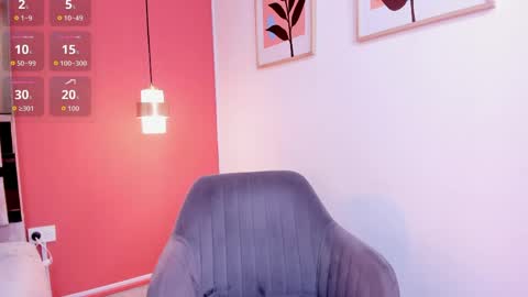 Snapshot of zamira_taylor chatting on 05/15/26, 11:23 zamira_taylor online show from 05/15/26, 11:23