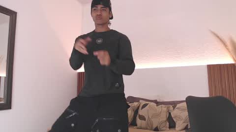 Zander online show from 12/11/24, 01:49