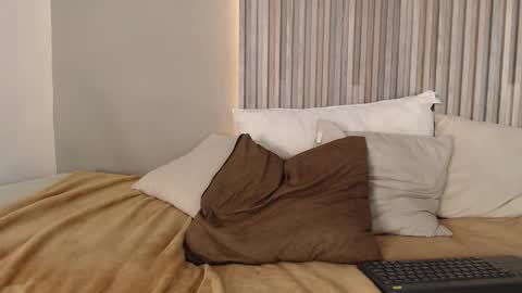 Zander online show from 01/30/25, 06:00