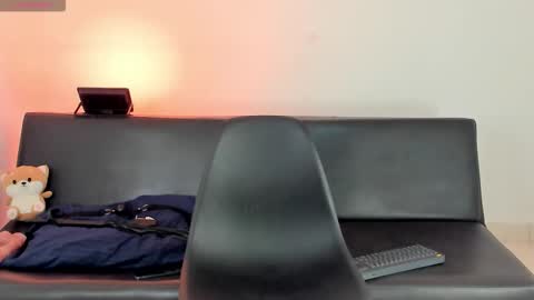 Zane Lux online show from 03/25/26, 11:05