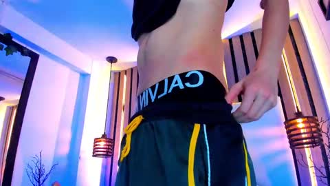 zane wyatt online show from 10/16/25, 12:44