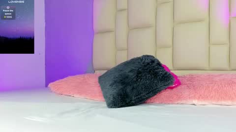 Snapshot of zaphiro__sky chatting on 03/04/26, 08:42 zaphiro__sky online show from 03/04/26, 08:42