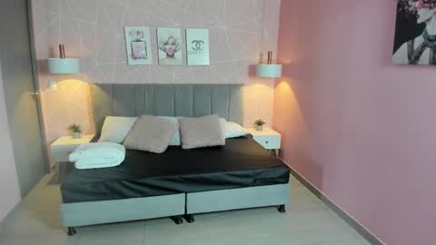 Zara Sweet  online show from 11/08/25, 01:00