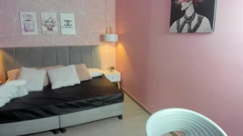 Zara Sweet  online show from 02/10/26, 01:04