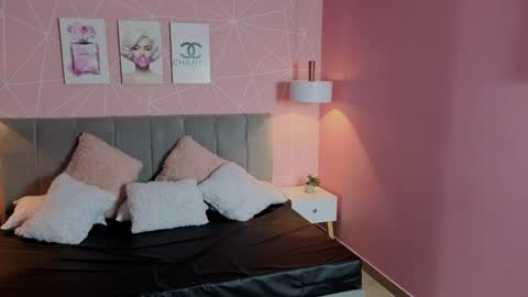 Snapshot of zara__sweet chatting on 06/05/26, 02:45 Zara Sweet online show from 06/05/26, 02:45