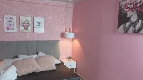 Snapshot of zara__sweet chatting on 06/10/26, 01:54 Zara Sweet online show from 06/10/26, 01:54