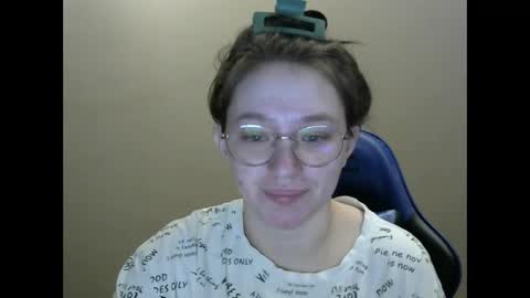 chaturcum online show from 02/10/25, 03:03