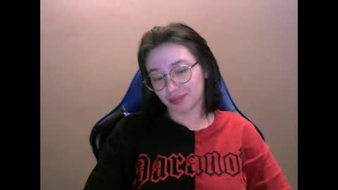 chaturcum online show from 02/19/25, 03:06