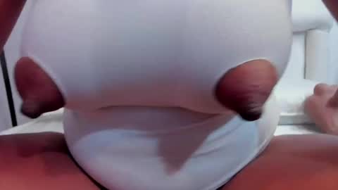 zara lopez online show from 04/19/26, 07:27