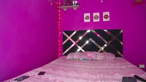 ZARA ANYELINA online show from 01/30/25, 08:32