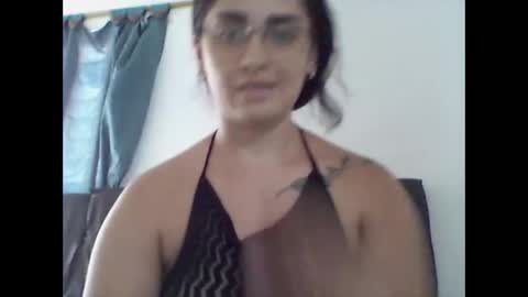 zaraa_lopez online show from 11/19/25, 07:36