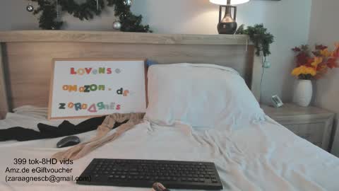 Snapshot of zaraagnes chatting on 02/20/25, 01:51 Agnes online show from 02/20/25, 01:51