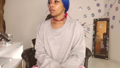 Snapshot of zarabby_skuirt chatting on 03/09/25, 07:34 Zarabby online show from 03/09/25, 07:34