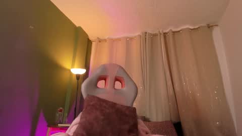 Zara . online show from 02/26/26, 12:04