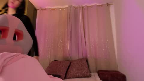 Zara . online show from 02/27/26, 11:54