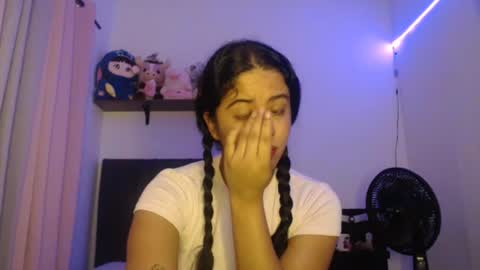 Fernanda online show from 06/16/26, 09:56