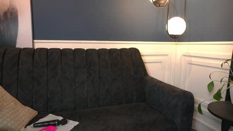 Zara online show from 03/28/26, 05:07