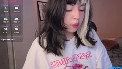 Snapshot of zaramuley chatting on 10/25/25, 11:54 Zara muley online show from 10/25/25, 11:54