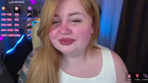 Snapshot of zarareign_ chatting on 03/11/25, 09:15 Lola online show from 03/11/25, 09:15