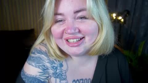 Lola online show from 03/07/26, 08:50